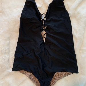 💕SOLD💕Acacia swimwear Kokomo